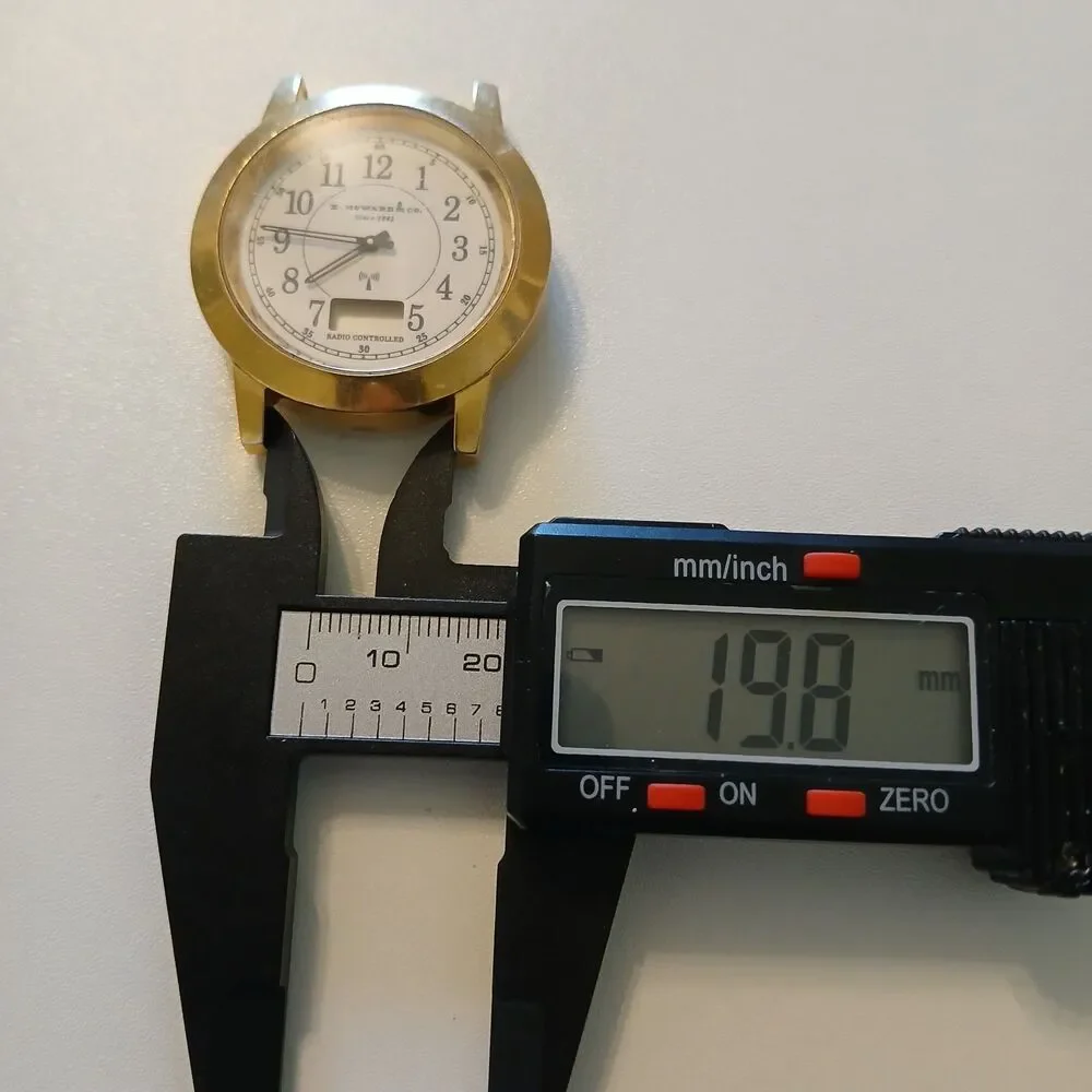 Parts Repair E. Howard & Co. Radio Controlled Watch 39mm German Movt Untested